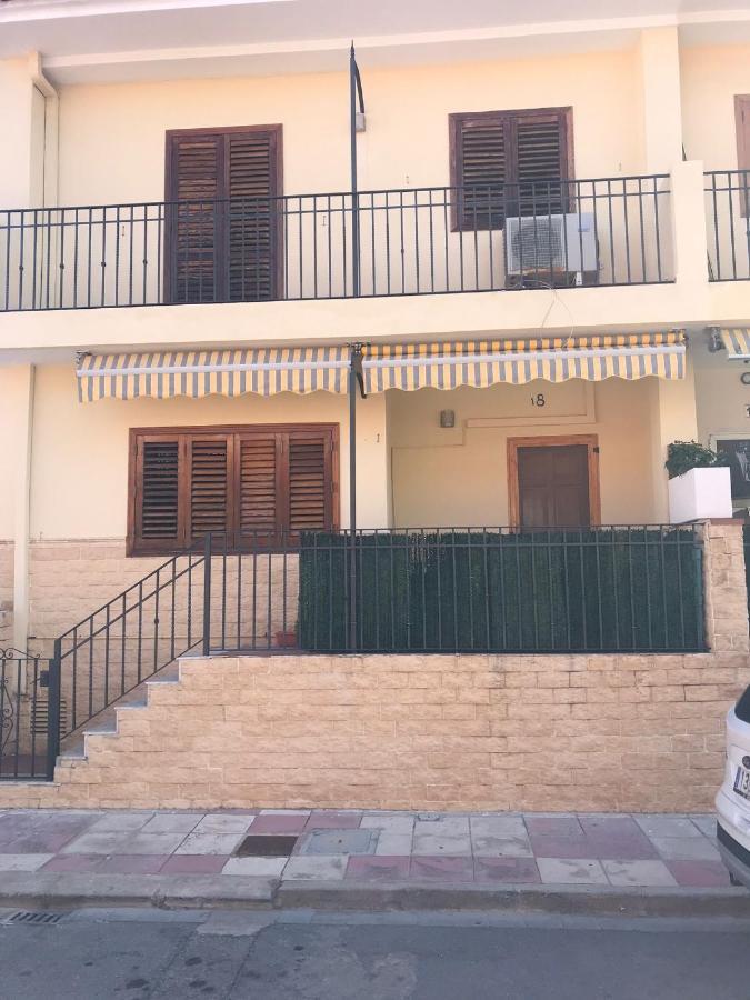 Precioso Adosado Con Parking A 100 Metros De La Playa Villa Playa de Mar Eksteriør billede