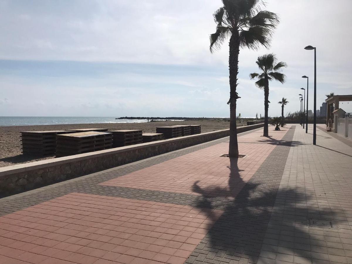 Precioso Adosado Con Parking A 100 Metros De La Playa Villa Playa de Mar Eksteriør billede